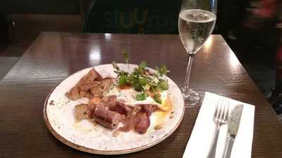 Galley Restaurant & Bar