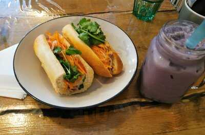 Viet Baguette(pho & Grill)