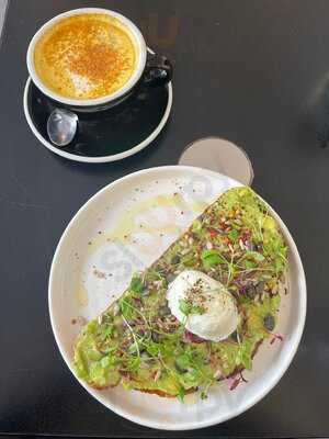 Over Under Earl's Court