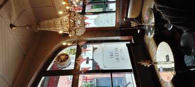 The Queens Head Piccadilly