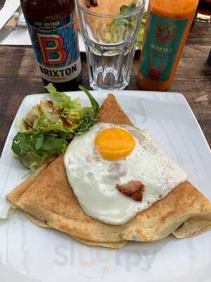 Sarava Creperie Bar & Cafe