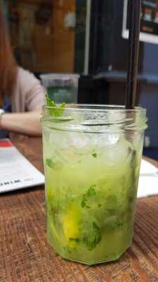 Sarava Creperie Bar & Cafe