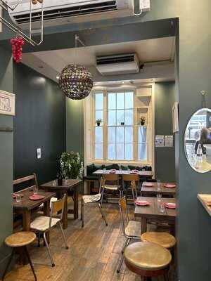 Champagne And Fromage