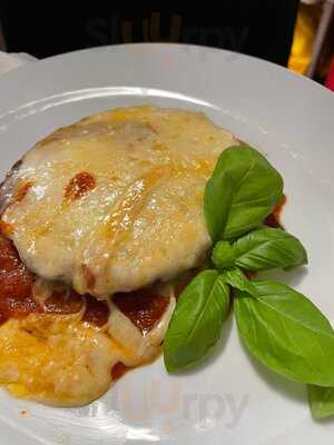 Manuel's Restaurant And Bar