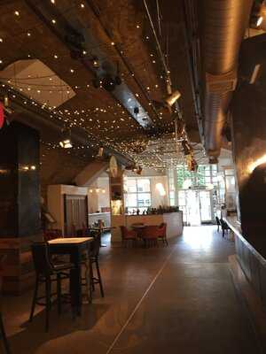 Revolution America Square