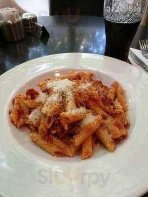 Silva's Grill & Snack Bar