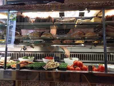 Silva's Grill & Snack Bar