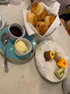 St. Ermin's Tea Lounge