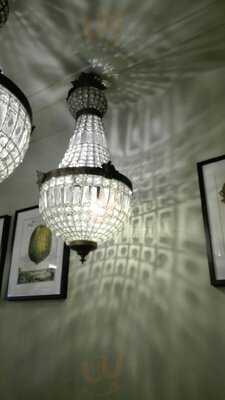 Luce E Limoni Restaurant