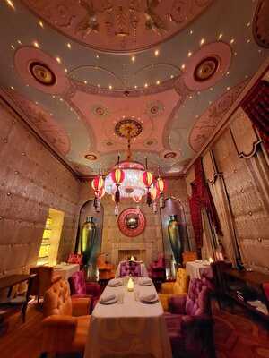 Sketch Lecture Room And Library