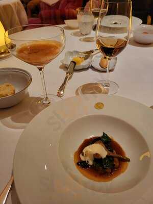 Sketch Lecture Room And Library