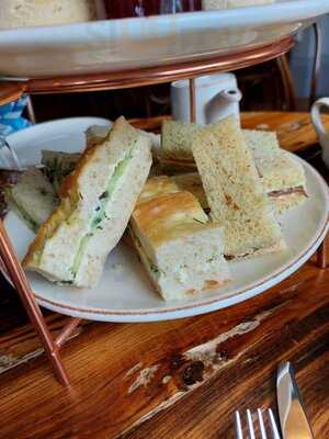 Scoff And Banter Kensington