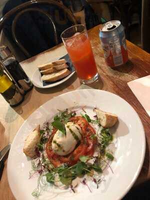 Harry's Bar Pizzeria