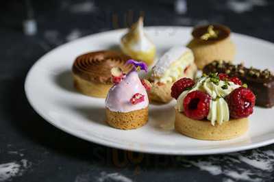 Vivi Restaurant And Bar