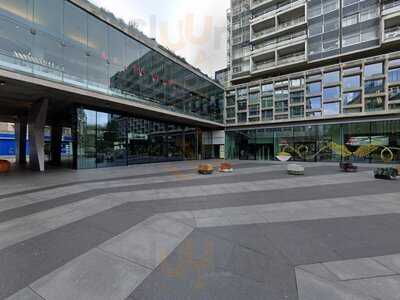 Vivi Restaurant And Bar