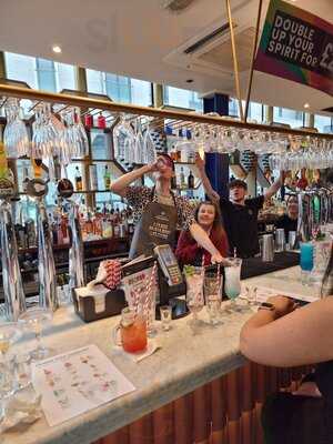 Revolution London - Clapham High St