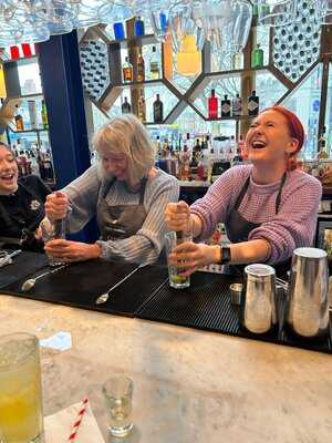 Revolution London - Clapham High St