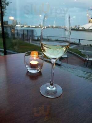 Scoff & Banter Canary Wharf