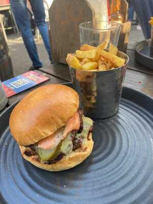 Brewhouse & Kitchen - Islington (angel)