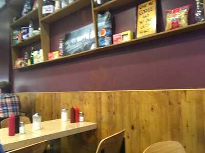 Gianni's Sandwich Bar