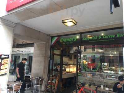 Gianni's Sandwich Bar