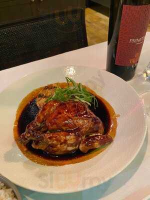 Romulo Cafe And Restaurant