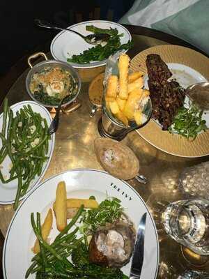 The Ivy Canary Wharf