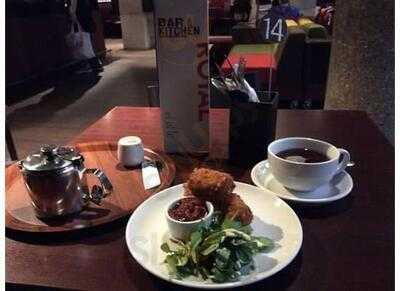 Royal Court Bar & Kitchen