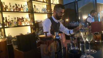 German Gymnasium Grand Cafe & Restaurant