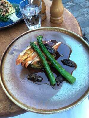 The Thomas Cubitt Pub Belgravia