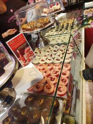 The Hummingbird Bakery
