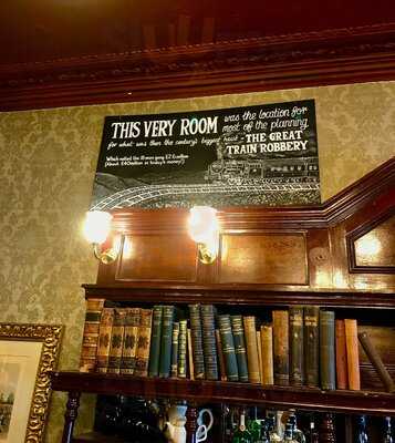 The Star Tavern, Belgravia