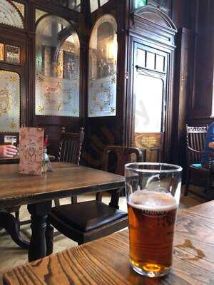 The Mitre In Lancaster Gate