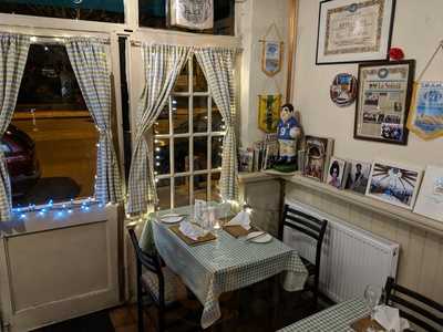 Angelo's Italian Eating Place