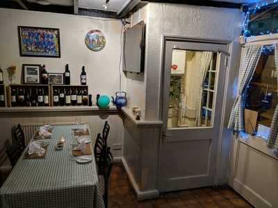 Angelo's Italian Eating Place