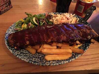 Philomena's Bar & Cafe