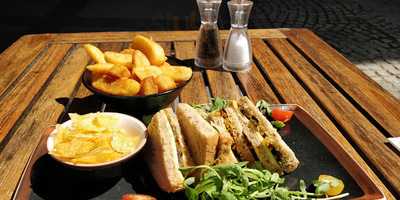 One Under Lime, Cafe & Bar