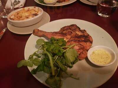 Cote St Katharine Docks