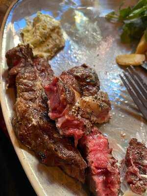 The Three Greyhounds