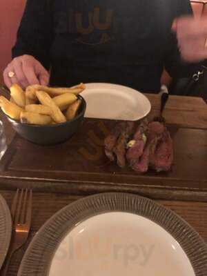 Humble Grape Canary Wharf