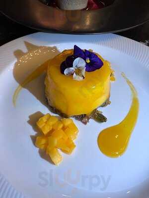 Rails Restaurant & Little Bar