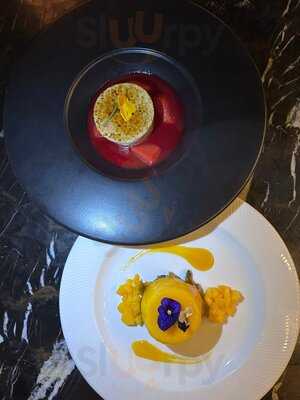 Rails Restaurant & Little Bar