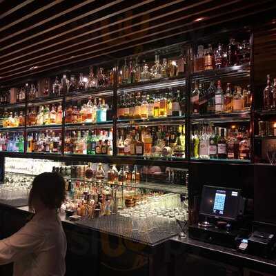 Novikov Restaurant & Bar