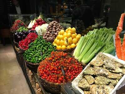 Novikov Restaurant & Bar