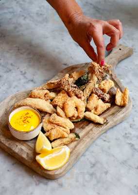 Theo's Simple Italian