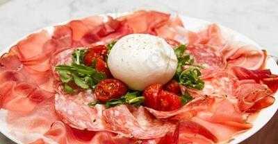 Theo's Simple Italian