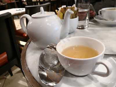 Cafe Godiva - Harrods