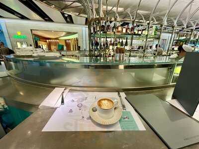 The Fortnum's Bar At Heathrow T5
