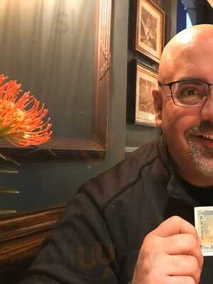 Fuller's Pie And Ale House