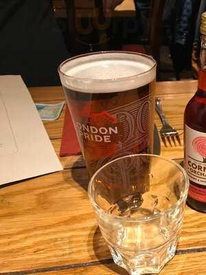 Fuller's Pie And Ale House